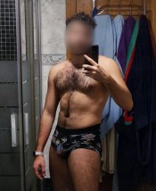 DEPORTISTA, MASCULINO Y DISCRETO