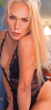 RUBIA, ESPECTACULAR ESTILO PORNO TU MEJOR OPCIóN