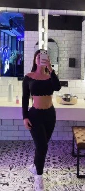 HERMOSA COLOMBIANA PRIMERA  VEZ