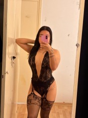 DELICIOSA Y MUY ENROLLADA