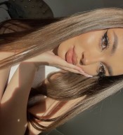 SOY UNA JOVENCITA MUY SEXY Y CALIENTE