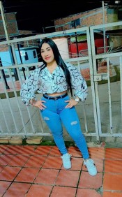 LATINA JOVEN CARIñOSA POCOS DIAS