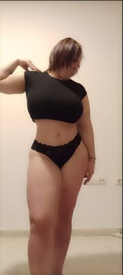 GUAPA LATINA SANLúCAR DE BARRAMEDA
