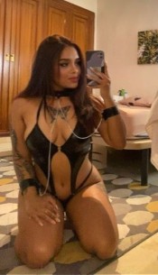 HERMOSA MORENITA DISPUESTA A LLEVARTE AL CIELO
