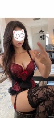亚洲女孩可以接受任何事情