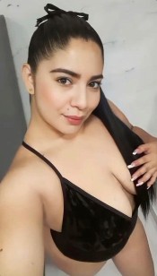 TETONA Y JUGUETONA EN (TORRASSA)