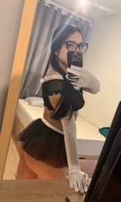 LATINA HERMOSA Y ARDIENTE