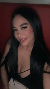 NIA, PRECIOSA EN ALICANTE