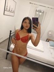 LUNA     JOVENCITA  23 AÑOS NOVEDAD EN REUS