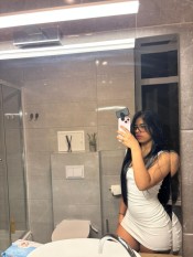 CACHONDITA Y JUGUETONA