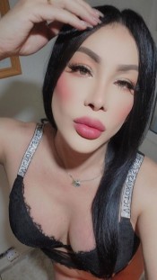 TRANS EXCLUSIVA COMPLACIENTE EN LOS CRISTIANOS