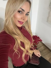 MANOS DE SEDA