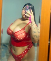 PáSAME LAS LENGUA POR MIS GRANDES TETAS Y CORRETE EN ELLAS