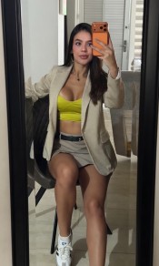 GRIEGO FIESTERA GUARRA BESOS CON LENGUA