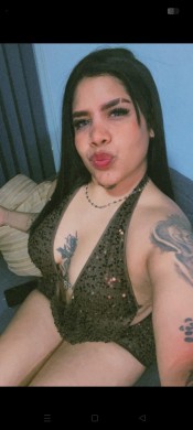NOVEDAD MUY JOVENCITA MORENA CON LABIOS CARNOSOS