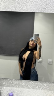 HERMOSA JOVENCITA DE 25 AñOS COLOMBIANA