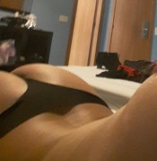 SOY UNA MADURITA MUY SEXI OJOS PENETRANTES  TE ENCANTARá CONOCERME