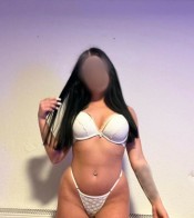 VEN A LAMERME LAS TETAS Y EL COÑITI QUE LO TRAIGO HÚMEDO !! HOY EN TORRENT