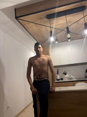 ATRACTIVO LATINO CARIÑOSO FOGOSO UNICO PARA TU PALADAR TORRE DEL MAR