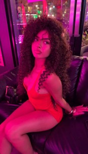 SOY ANNA 20 AÑOS LATINA MUY COMPLACIENTE