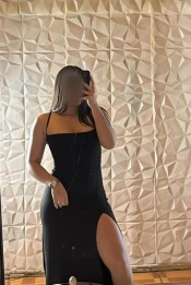 KARINA DULCE Y AMABLE