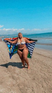 DISPONIBLE PARA CUMPLIR TODAS TU FANTASÍAS Y DESEO