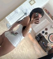 LINDA ¡UNA BOMBA! JOVENCITA CON LUJURIA Y PASIÓN.