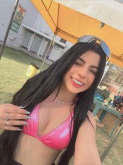 LINDO MI NOMBRE ES VALERY , UNA CONEJITA ANSIOSA