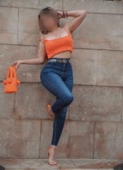 NOVEDAD, MORENAZA MUY BUEN CUERPO, ATRACTIVA TE EN