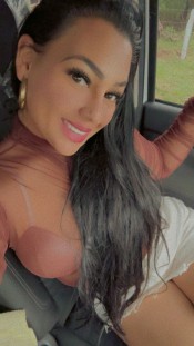 ANA DIOSA LATINA EN FUENGIROLA