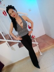 MUJER EXóTICA Y CON MUCHOS ENCANTOS