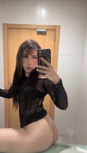 MUñEQUITA TRANS MORBOSA Y APASIONADA