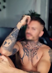 SEBASTIAN COLOMBIANO DE CALI EL REY DE LAS FIESTAS