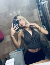 ZOE JOVEN BRASILEñA DELGADA NUEVA EN LA ZONA