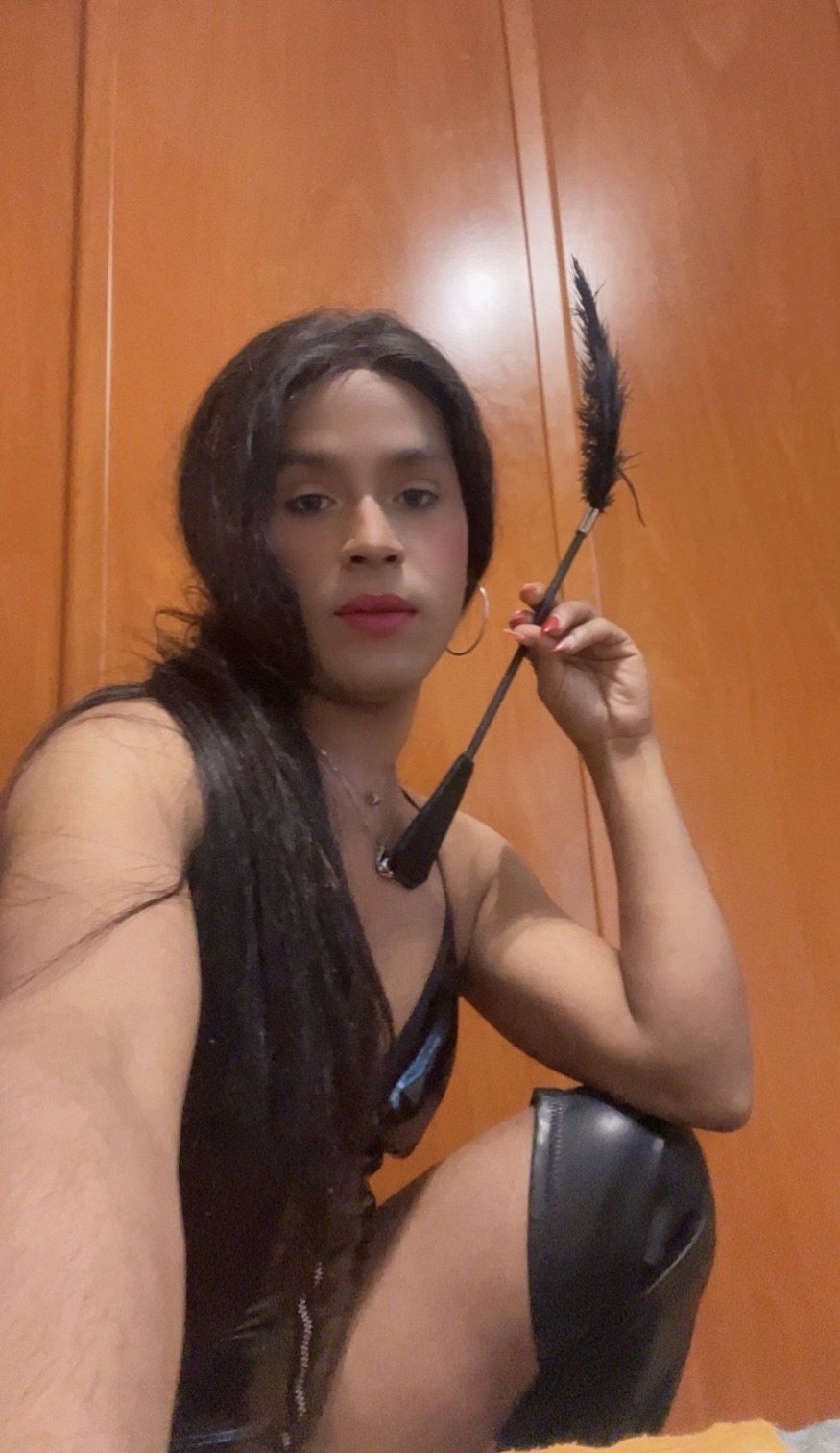 MORENA DOMINANTE Y CAÑERA ROMPE CULO ¿TE ATREVES A PROBAR?