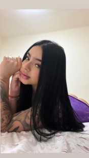 CLOE  LLENA DE FUEGO  Y PASIóN, LOCURA