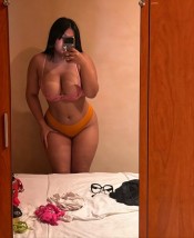 IMPLICADA CACHONDA MORBOSA COMPLACIENTE