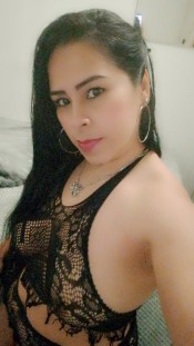 SOFÍA UNA ENCANTADORA CHICA Y MUY SENSUAL