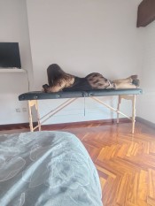 MUJER CURVI CON TETAS GRANDES POCOS DíAS