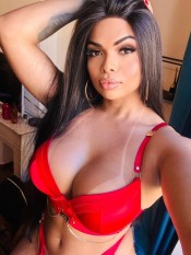 LATINA EXOTICA PIEL CANELA POCOS DIAS