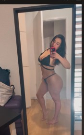 HOLA AMOR SOY VIOLETA UNA CHICA COLOMBIANA