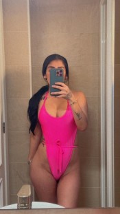 LATINA ARDIENTE