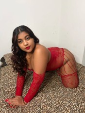 HOLA SOY UNA CHICA ENCANTADORA CON UNAS CURVAS EXITANTE LLAMAME Y TE INFORM