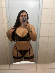 CALIENTE COLOMBIANA NUEVA EN LA CIUDAD