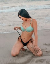 JOVENCITA CARIñOSA MUY TOCONA Y BESUCONA FRANCES NATURAL