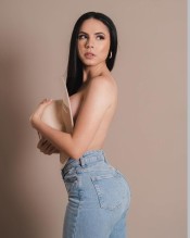 ESCORT COLOMBIANA ARDIENTE FIESTERA NOVEDAD
