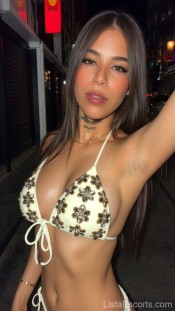 MARIANA, UN BOMBÓN A TU ALCANCE