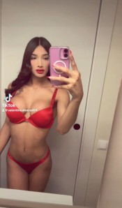 SENSUAL  APASIONADA  ENCANTADORA  BUENA  AMANTE