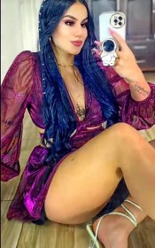UNA HERMOSA DAMA NATURAL