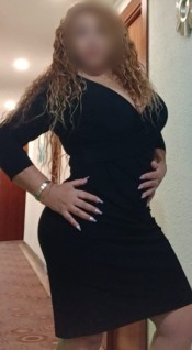 LATINA DE LUJO EXPLOSIVA Y JUGUETONA, MASAJES PROFESIONALES EN CAMILLA